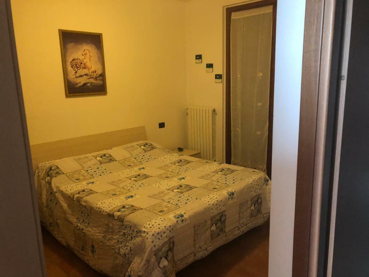 Olimpo Apartment Verolanuova Luaran gambar